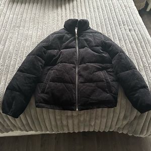 Levi’s Puffer Jacket (Small)